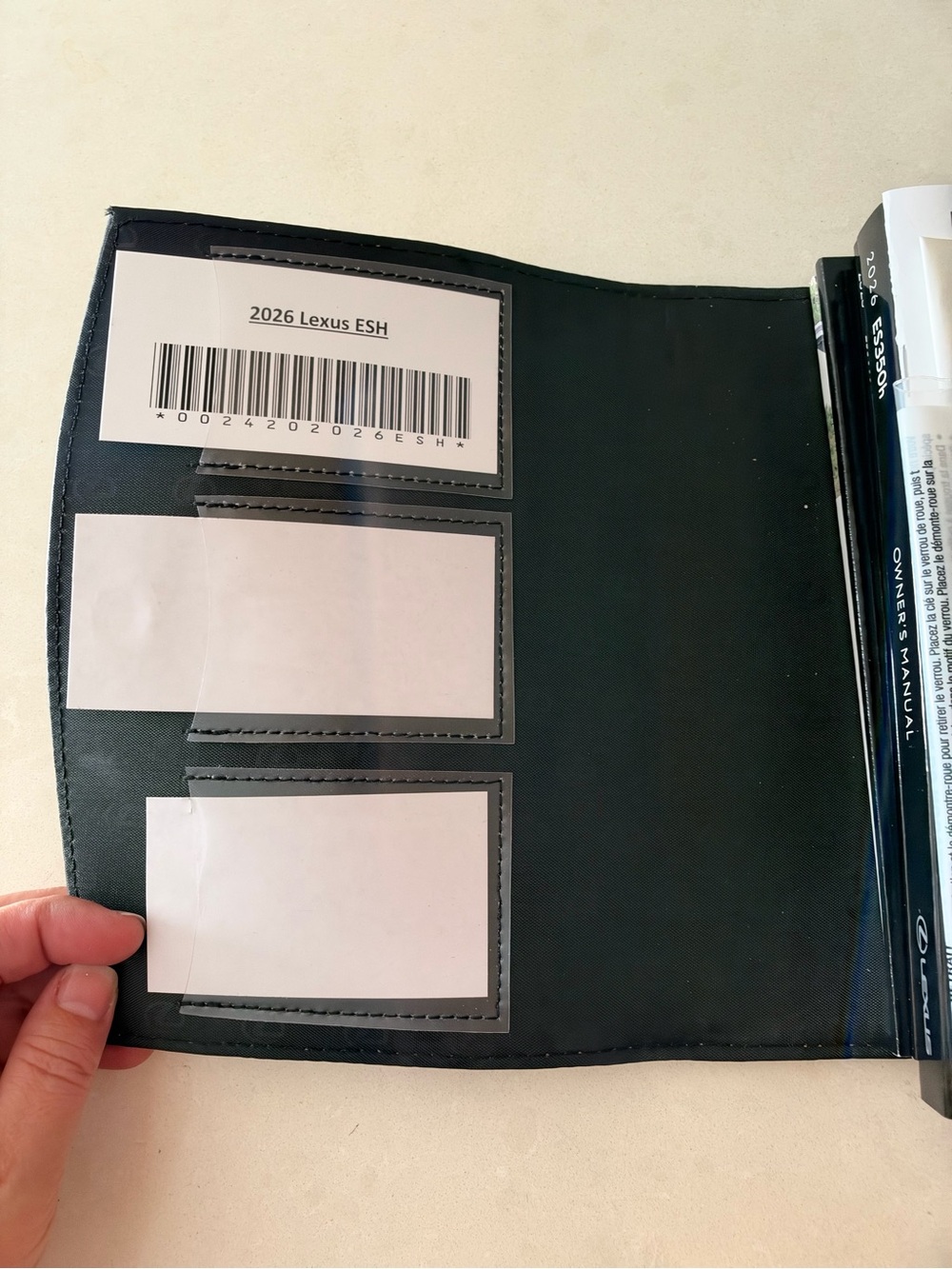 2026 Lexus ES350h ES350e ES500e Owners Manual Set Case Case Portfolio OEM - Picture 2 of 8